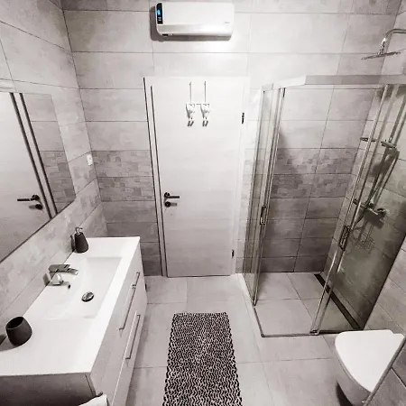 Premium Apartment *