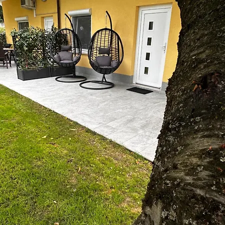 Premium Zgornje Skofije