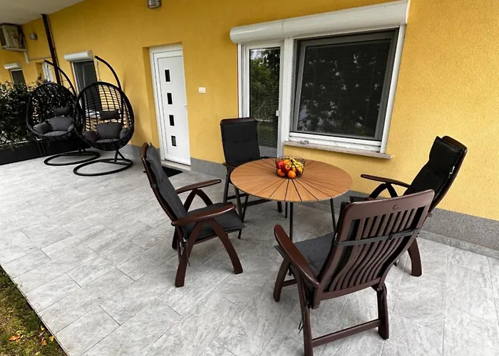 Premium * Zgornje Skofije